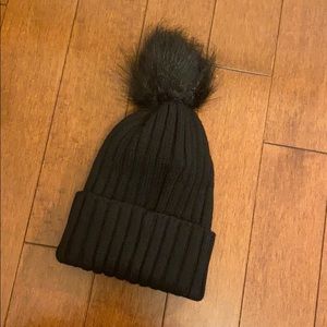 Aritzia Wool Rib Pom Beanie NWT